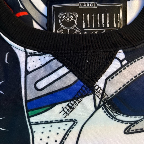 Entree LS Jordan All Over Crewneck - Picture 2 of 3